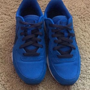 Converse Thunderbolt